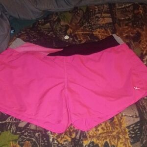 Danskin Now Large Girls Bright Pink Athletic Shorts Size 12 (L)